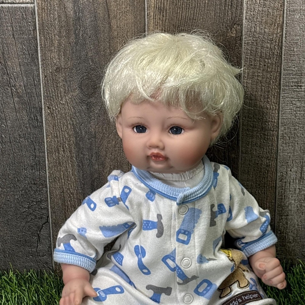 Beverly Stoehr Baby Doll 2006 Signed #8514 Blonde Blue Eyes Outfit